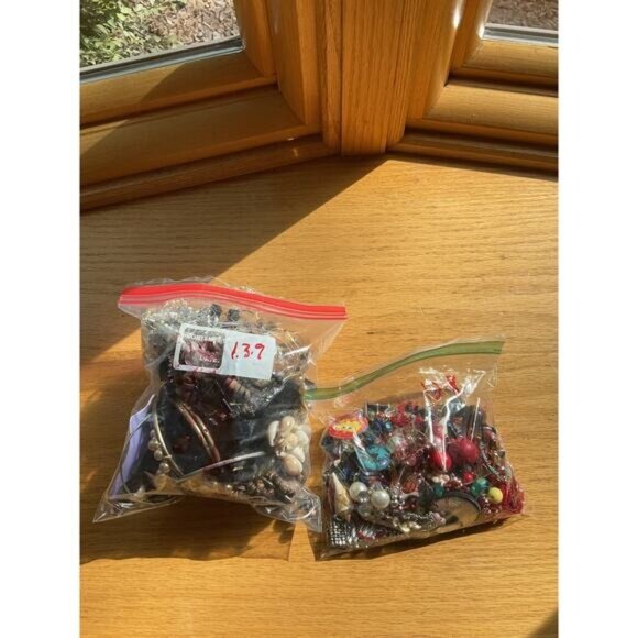 2 Pound of Crafters Jewelry Beads and Whatnot Not Wearable - Picture 2 of 2